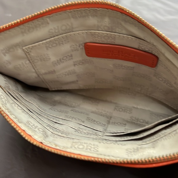 Michael Kors Wristlet - Picture 8 of 8